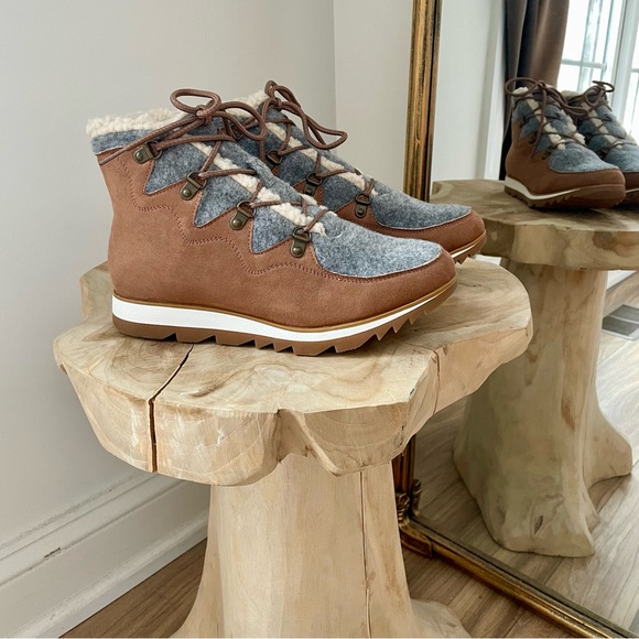 Sonoma Goods For Life Shoes - NEW Sonoma Orpington Sherpa Lined Faux Suede Winter Hiking Boots in Brown - 7.5